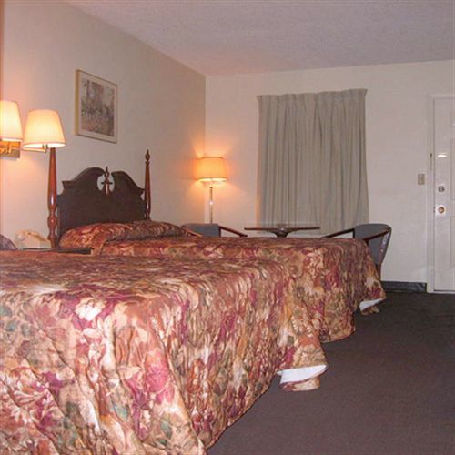 Old Motel 2*