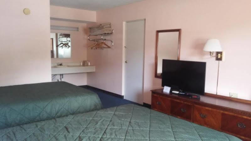 Motel Old 2*